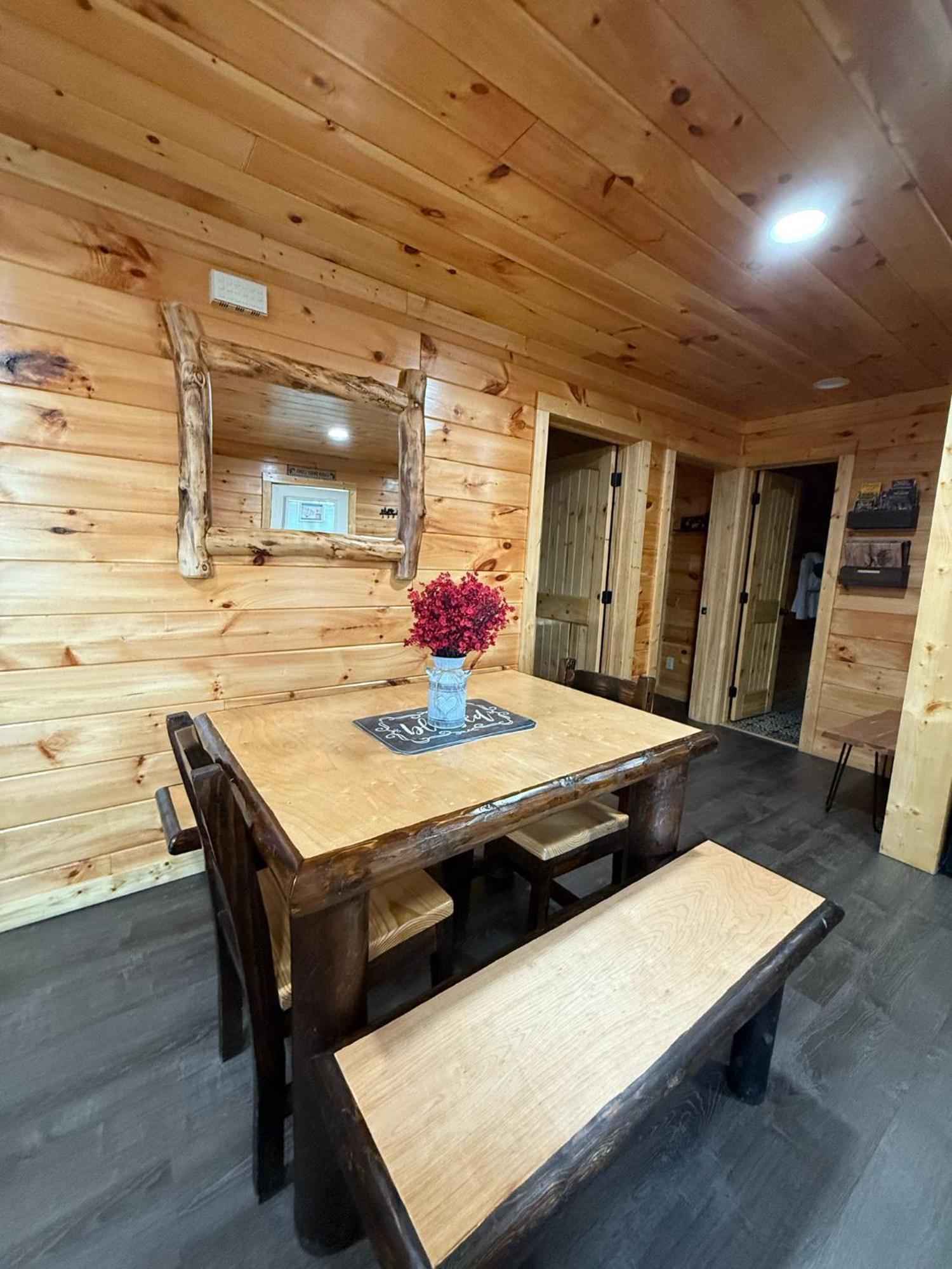 Paradise At The Smokies Cabin With Hot Tub! Sevierville Esterno foto