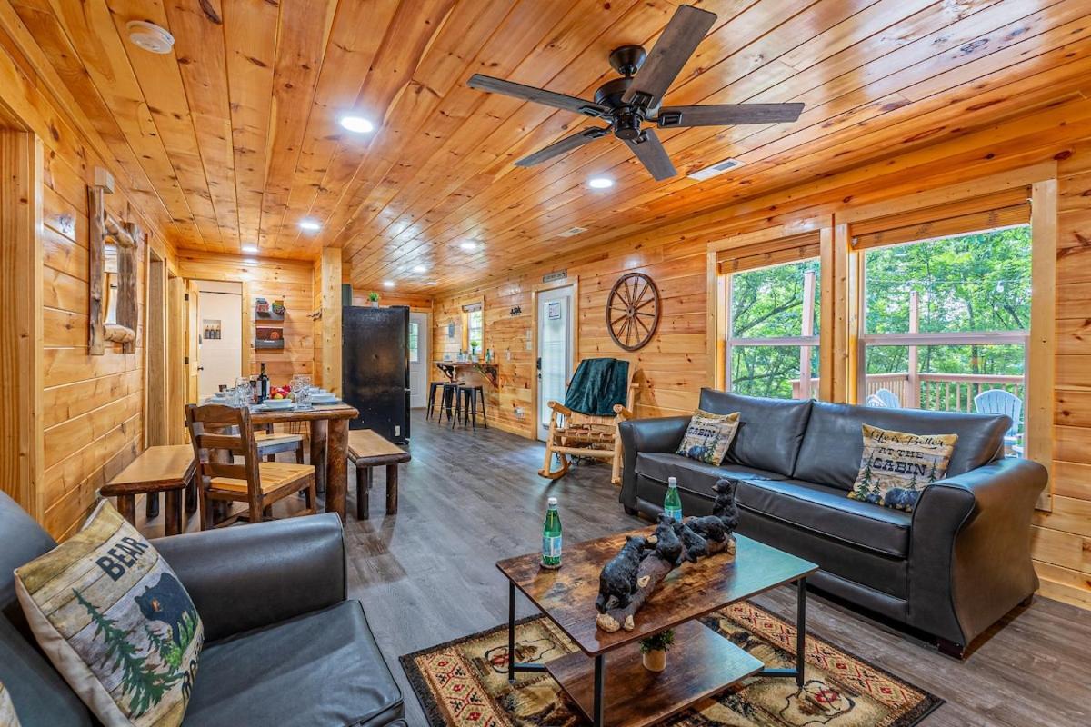 Paradise At The Smokies Cabin With Hot Tub! Sevierville Esterno foto